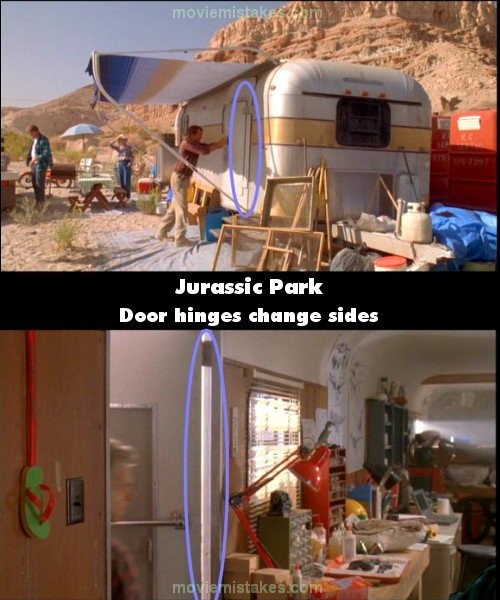 Phim Jurassic Park (Công viên khủng long), lề cửa của chiếc xe mooc đã đổi bên khi nhìn từ bên ngoài và từ bên trong